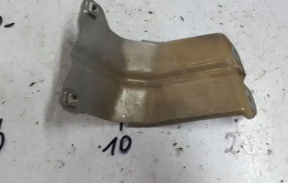 Chevrolet Captiva Fender mounting bracket