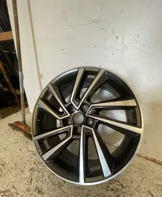 KIA Sorento IV R19 alloy rim 