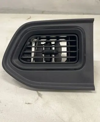 Renault Master III Dashboard air vent grill cover trim 687518035R 687517173r