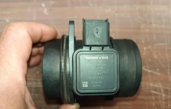 Mass air flow meter