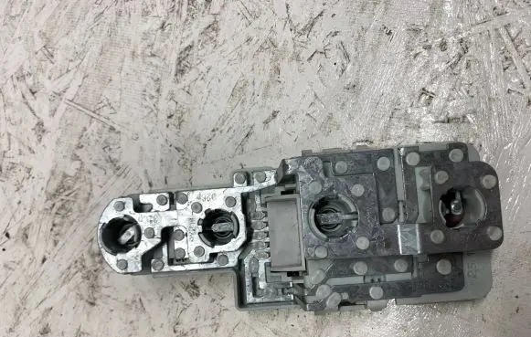 Audi A3 S3 8L Tail light bulb cover holder 29077001