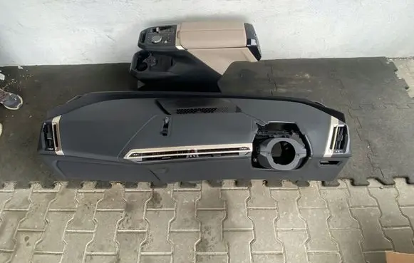 BMW iX Dashboard QUAKONS29012510