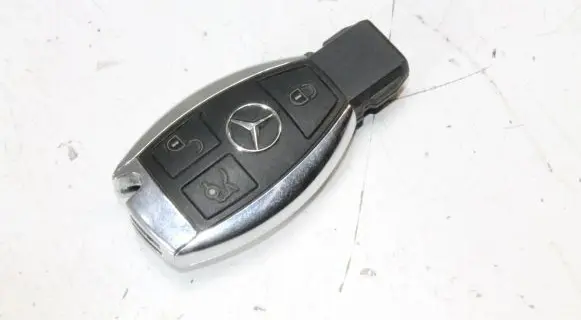 Mercedes-Benz CLS C219 Ignition key/card 
