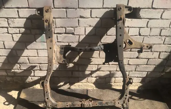 Subaru Legacy Front subframe