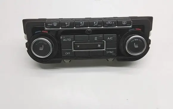 Volkswagen Tiguan Air conditioner control unit module 5K0907044GM
