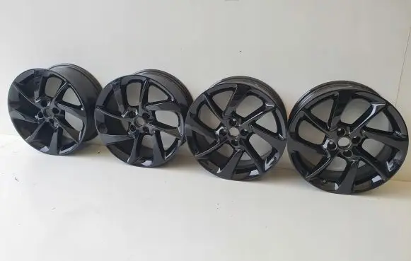 Opel Adam R17 alloy rim 