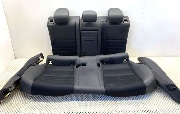 Lexus IS III XE30 Second row seats 