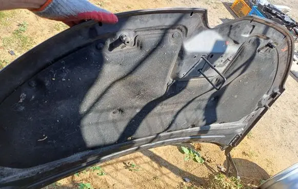 Citroen C5 Aircross Engine bonnet/hood sound/heat insulation 