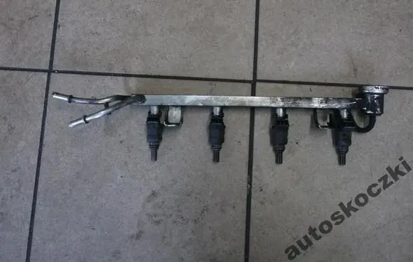 Audi A3 S3 8P Fuel main line pipe LISTWAWTRYSKOWA