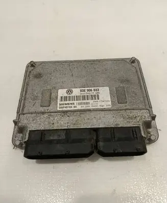 Volkswagen Polo Engine control unit/module 03E906033 5WP401630