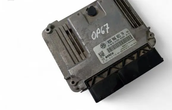 Skoda Octavia Mk2 (1Z) Engine control unit/module ECU 03G906021TH 0281014716