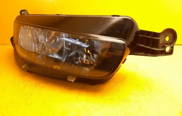 Citroen C4 II Picasso Headlight/headlamp 9677217280
