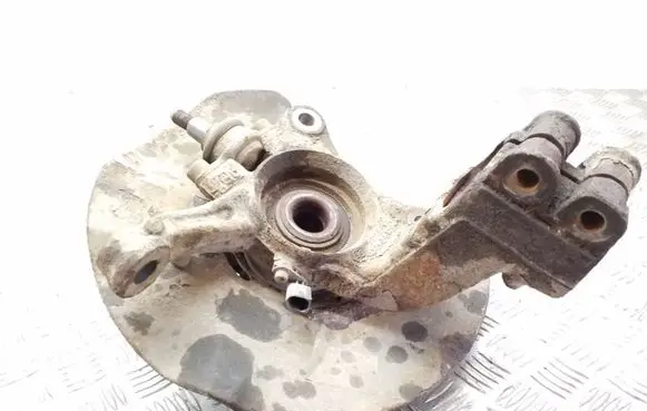 Volkswagen Transporter - Caravelle T5 Front wheel hub spindle knuckle