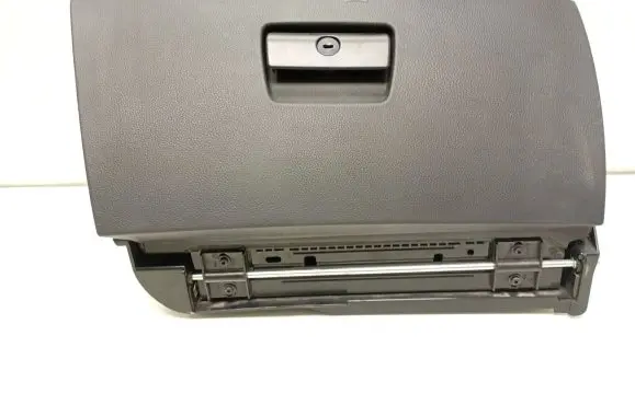 BMW 3 E90 E91 Glove box 7075479 5115750479 7120408