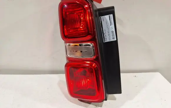 Citroen Jumpy Rear/tail lights 9808243180