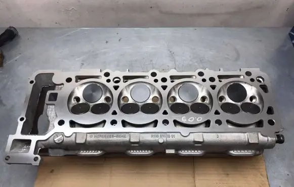 Mercedes-Benz S W220 Engine head R1130161601