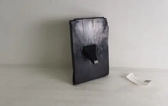 Battery bracket