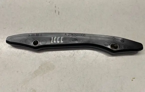Mercedes-Benz S C217 Slide rail for timing chain A2780520000 2780520000