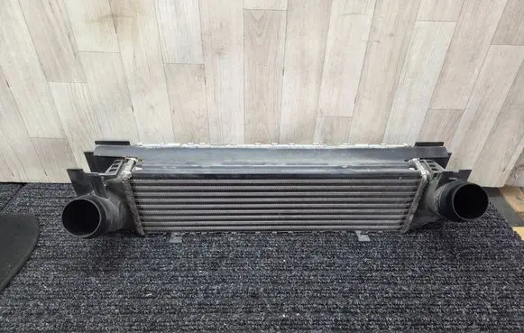 BMW 4 F32 F33 Intercooler radiator 7600532