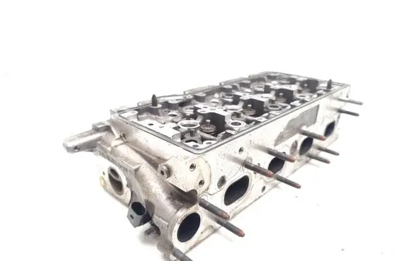 Volkswagen Caddy Engine head 04L103373E