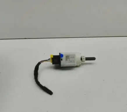 Peugeot 2008 II Brake pedal sensor switch 9813503180