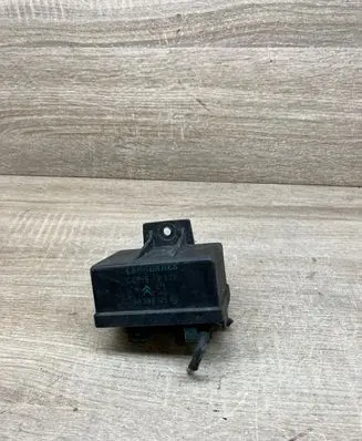 Peugeot 307 Glow plug pre-heat relay 9639912580