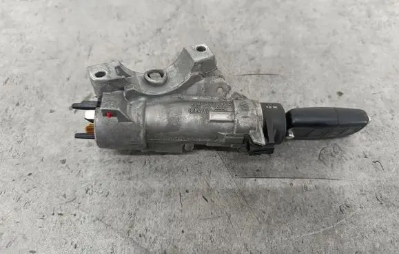 Skoda Fabia Mk2 (5J) Ignition lock 4B0905851C