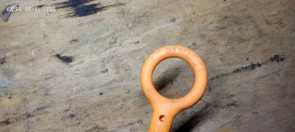 Oil level dip stick