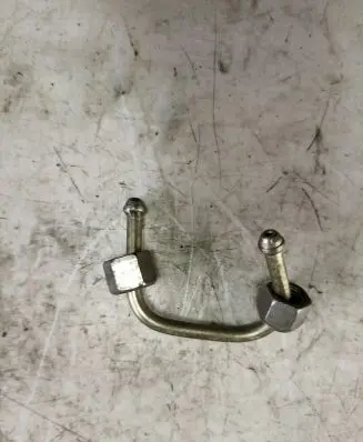 Suzuki Grand Vitara II Fuel injector supply line/pipe 