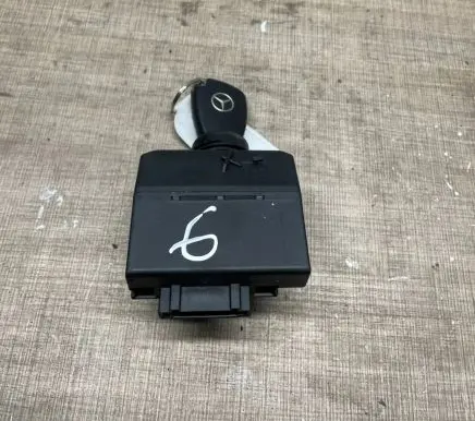 Mercedes-Benz C W203 Ignition lock A2095450508 33002404 33002403