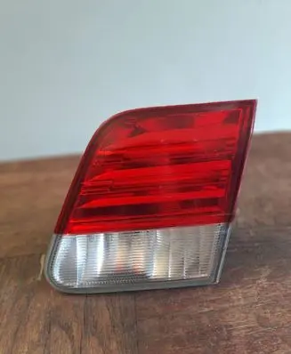 Toyota Avensis T270 Tailgate rear/tail lights 8158005130