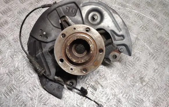 Peugeot 5008 II Front wheel hub 9825606280 D0749028710