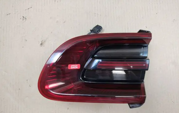 Porsche Macan (95B) Tailgate rear/tail lights 01150002 95B945094F
