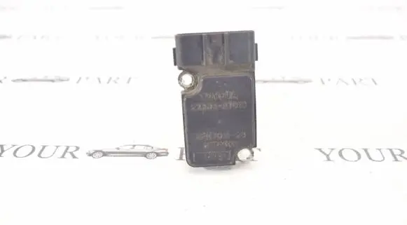 Toyota Avensis T250 Mass air flow meter 2220422010