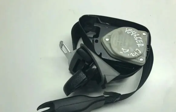 Chrysler Grand Voyager IV Front seatbelt P1BJ921D5AA