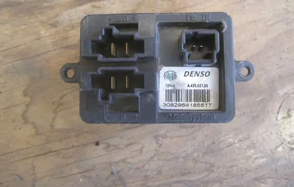 Renault Captur Heater blower motor/fan resistor A43002100