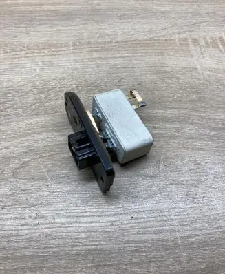 Mitsubishi Space Star Heater blower motor/fan resistor 
