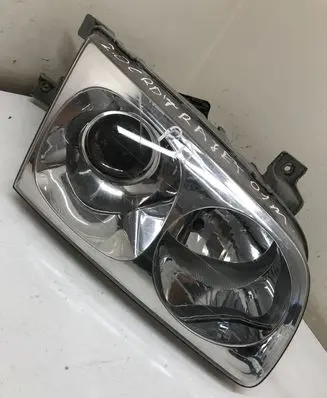 Hyundai Trajet Headlight/headlamp