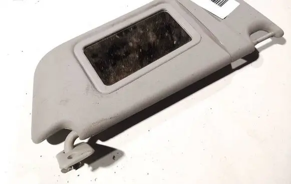 Sun visor