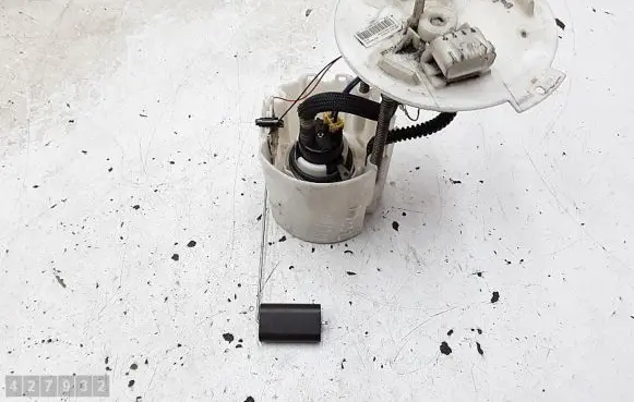 Opel Insignia A Fuel injection high pressure pump 15776410
