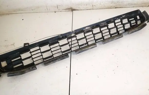 Mitsubishi ASX Front bumper lower grill 6402a317