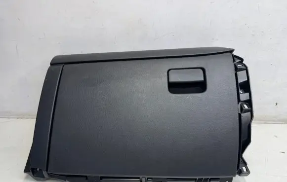Mitsubishi Outlander Glove box 8006A408
