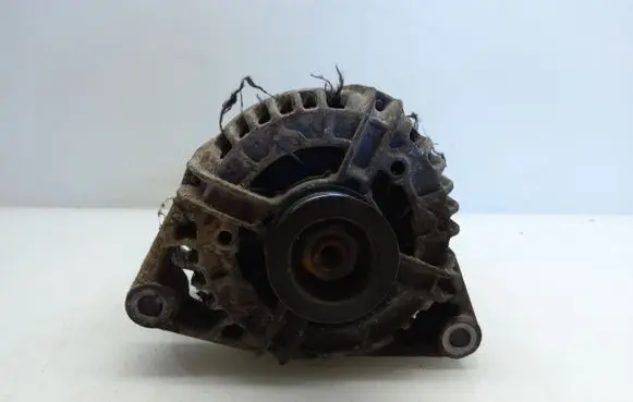 Audi A6 S6 C5 4B Generator/alternator