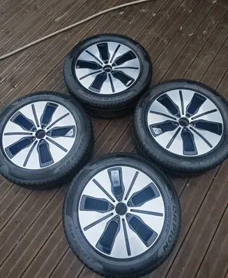 Mercedes-Benz EQC R19 alloy rim A2934010100 23555R19