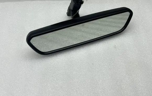 Rear view mirror (interior)