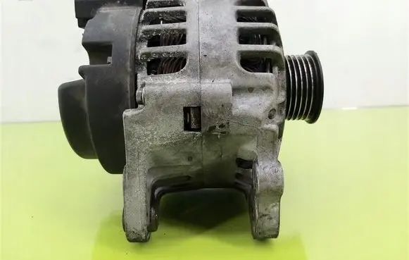 Seat Ibiza III (6L) Generator/alternator 03D903025J