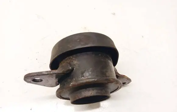 Nissan e-NV200 Engine mount bracket 