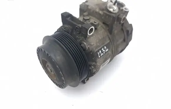 Mercedes-Benz GLK (X204) Air conditioning (A/C) compressor (pump) A0022305011