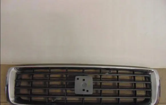 Volvo S80 Front grill 30655102