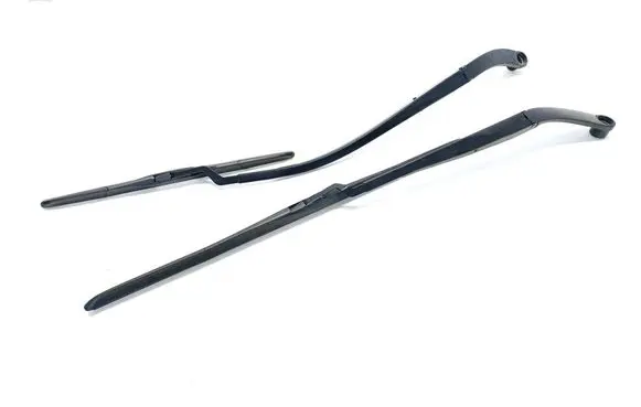 Front wiper blade arm
